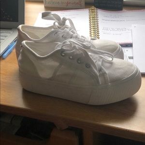 Steve Madden White Platform Sneakers- size 5